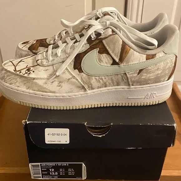 Men’s Size 12 Air Force 1 ‘07 LV8 3 Light Bone - Picture 5 of 9